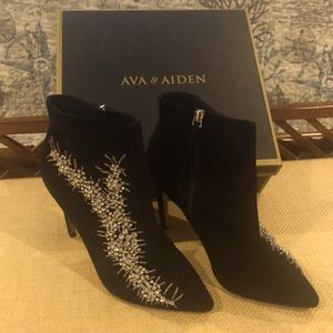 Ava and Aiden dressy black suede booties